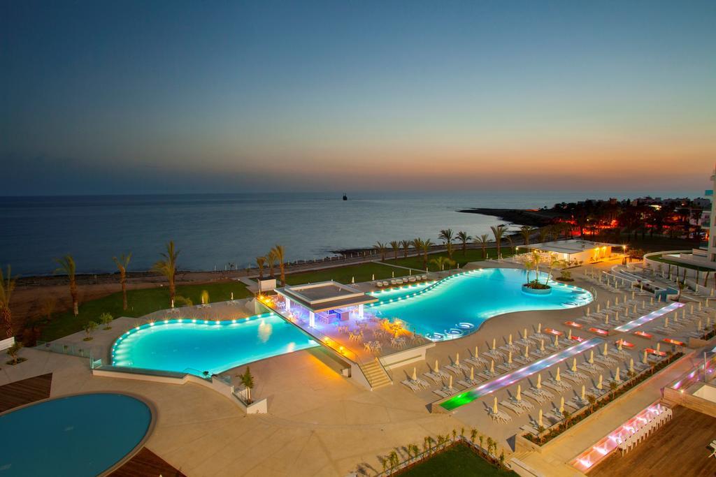 King Evelthon Beach Hotel & Resort Pafos Zewnętrze zdjęcie